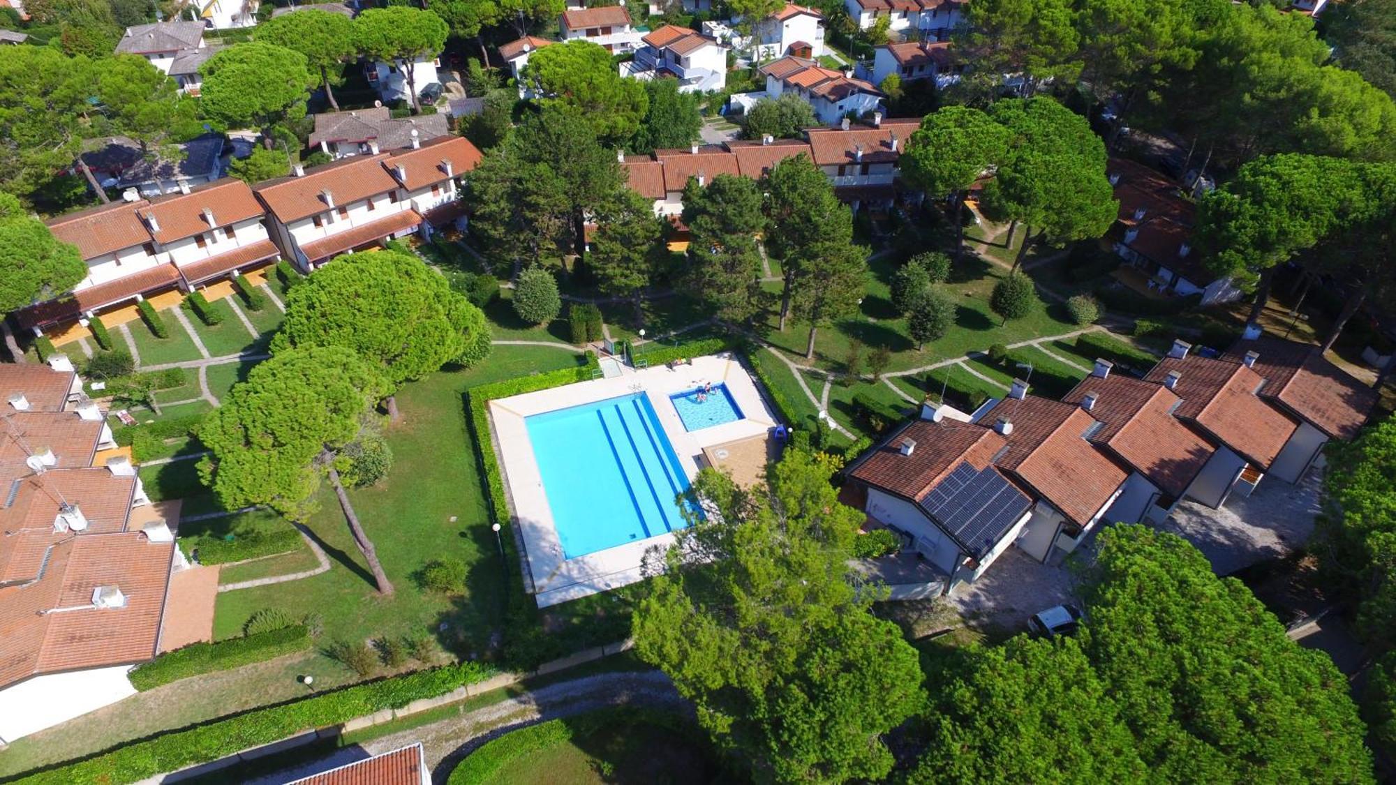 Villaggio Club Dei Pini Bibione Exterior foto